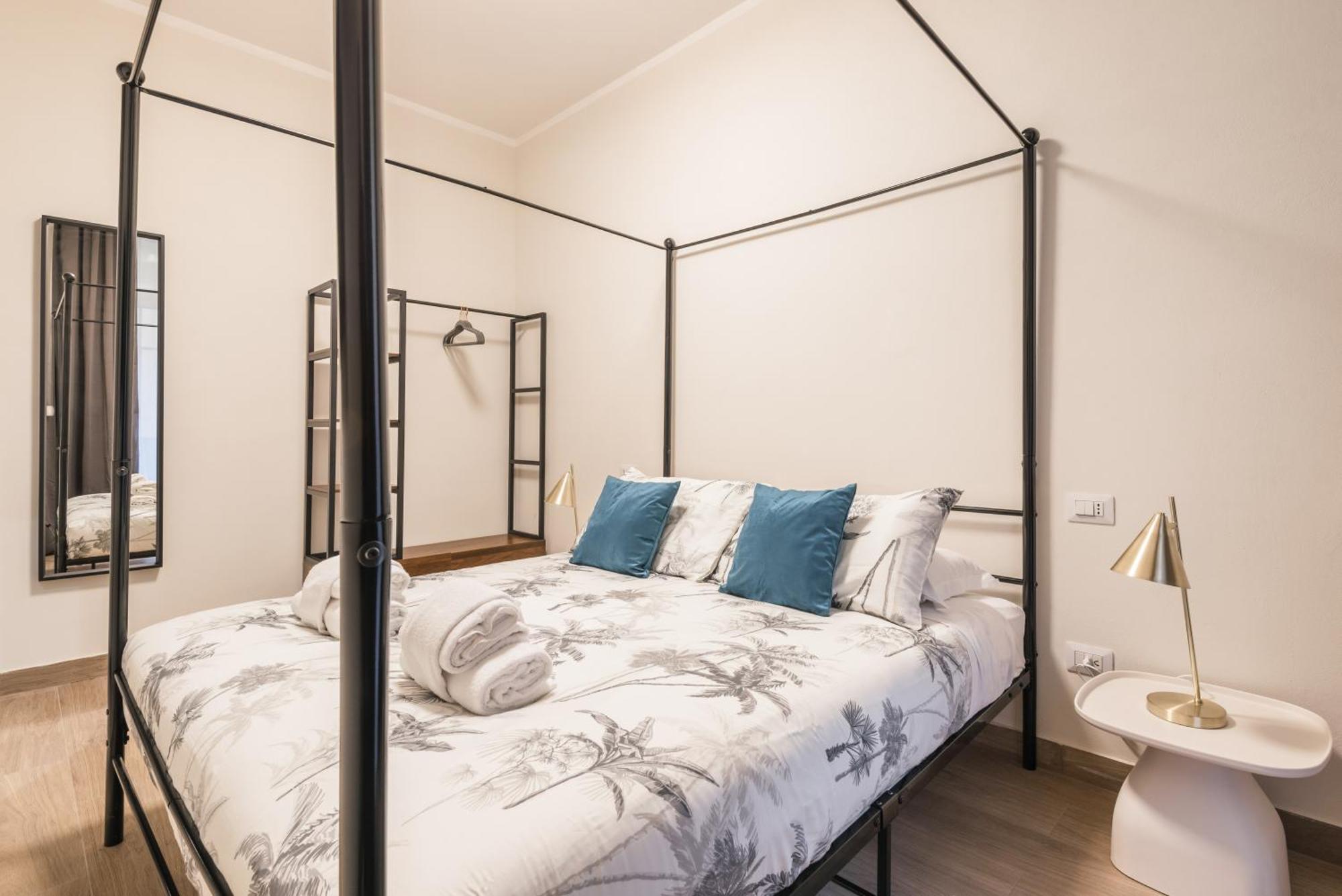 C3 Top Class Apartment, 2 Camere Da Letto, 2 Bagni, Giardino Distante 15 Minuti A Piedi Da Fontana Di Trevi Rom Exteriör bild