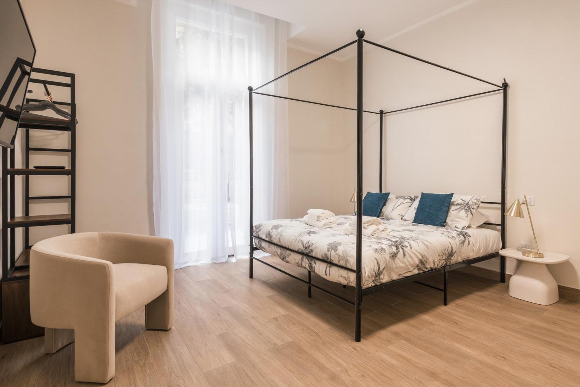 C3 Top Class Apartment, 2 Camere Da Letto, 2 Bagni, Giardino Distante 15 Minuti A Piedi Da Fontana Di Trevi Rom Exteriör bild